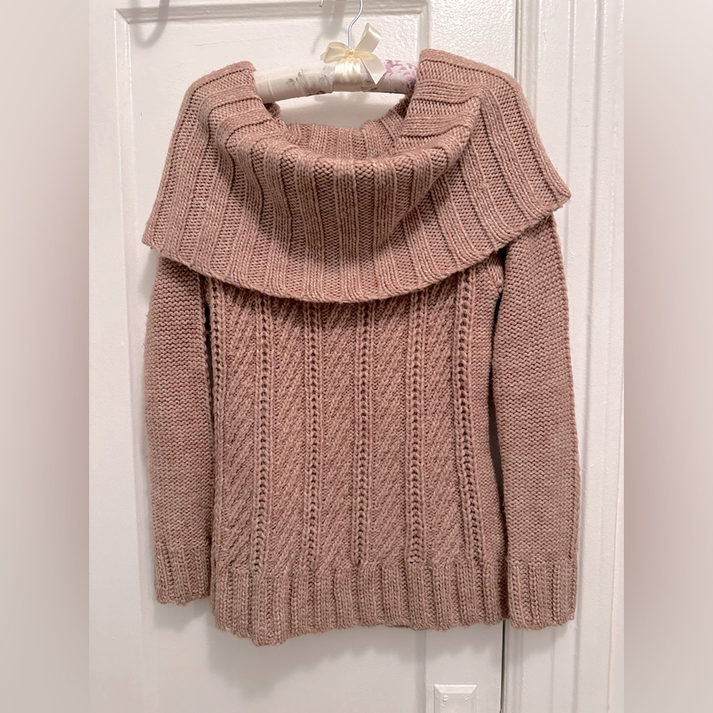 NWOT THE LIMITED x SCANDAL COLLECTION - Light pink chunky knit sweater